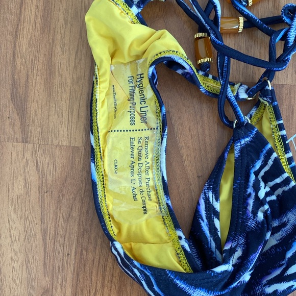 ❤️ Vix Swimwear String Bikini Set NWOT - Picture 9 of 11